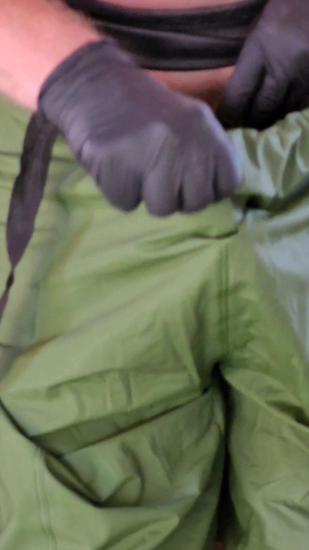 Dolor de ortiga y cadena