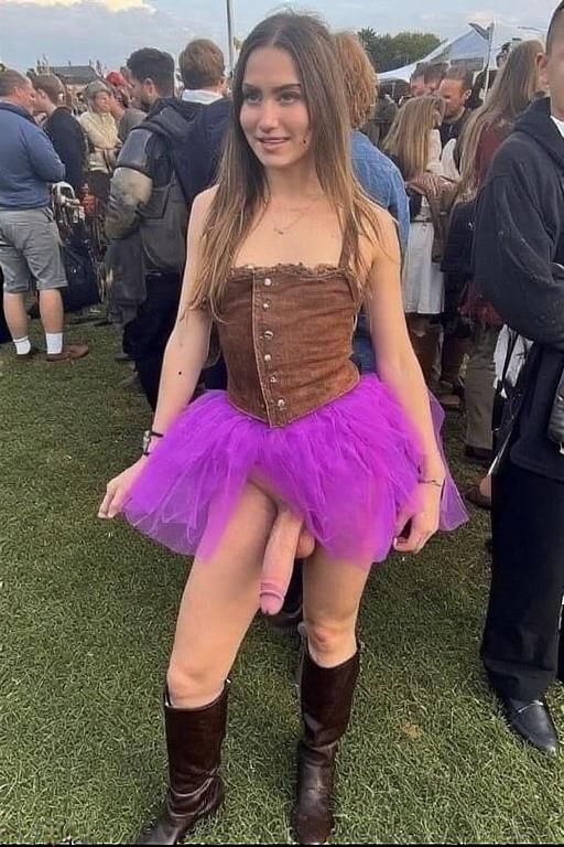 Renaissance fair wenches