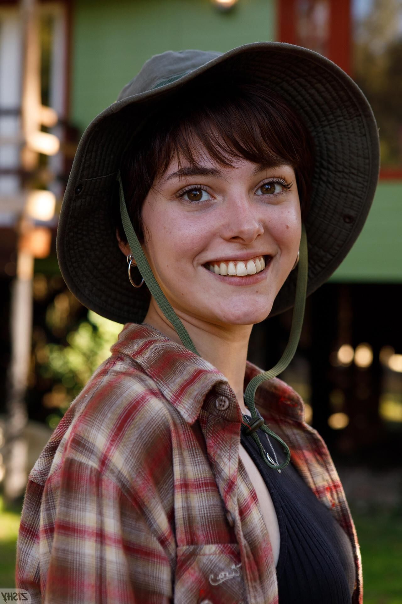 Miquela Dezza Nices voyages