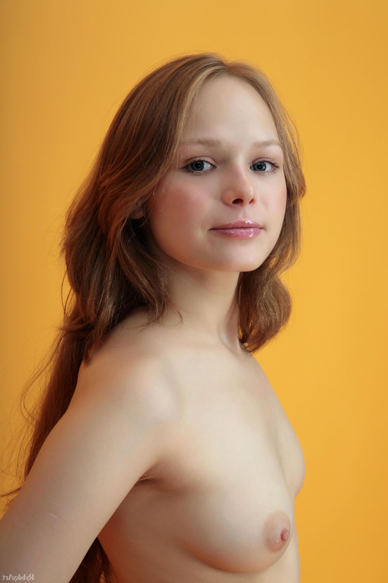 Mia Oranjen
