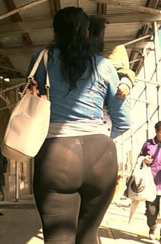 VC MILF NALGONA CALZONOTE