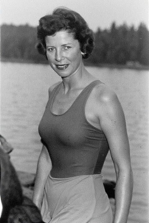 s Woman Felt up at the Lake
