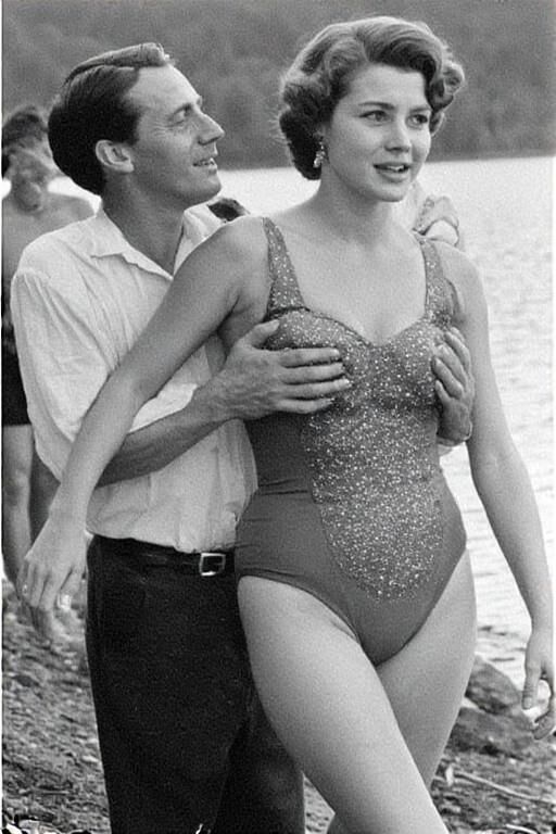 s Woman Felt up at the Lake