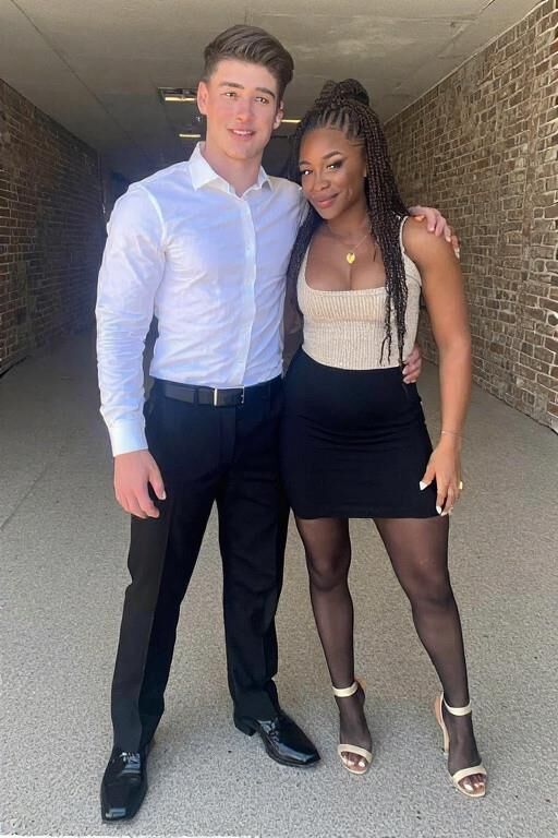 Black girl, white guy