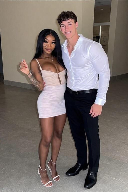 Black girl, white guy