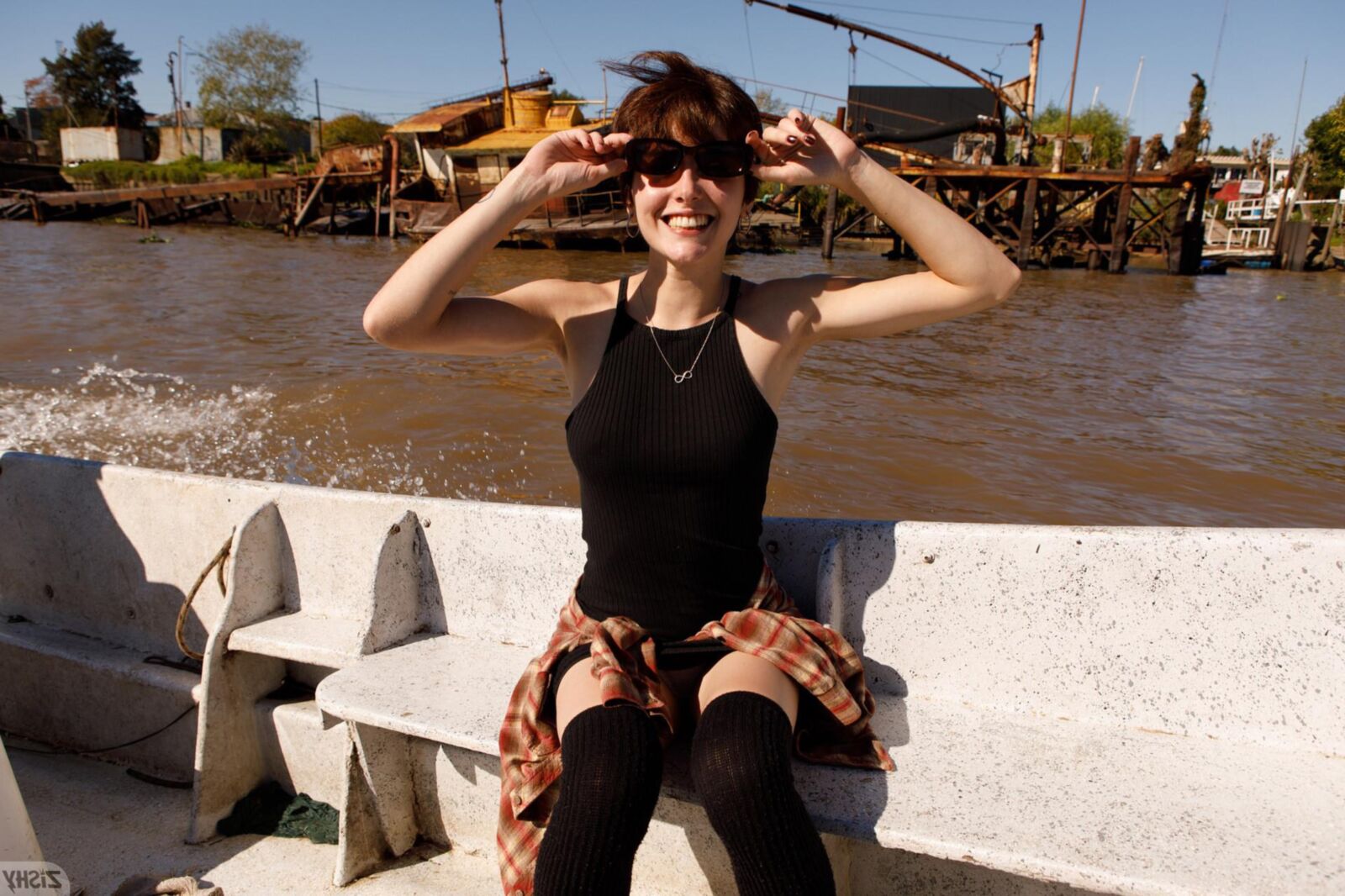 Miquela Dezza Nices voyages