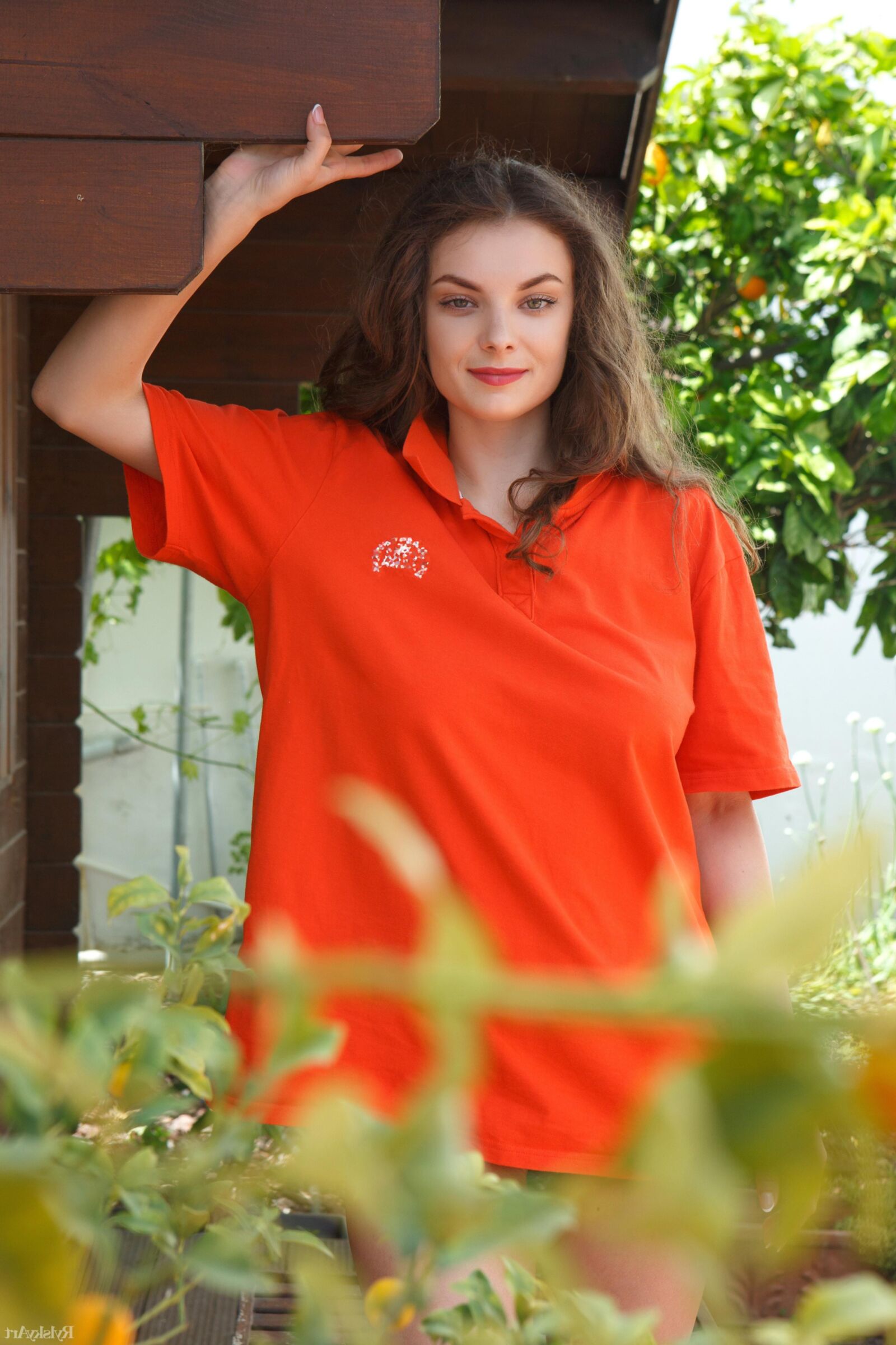 Veronika Orange Flair