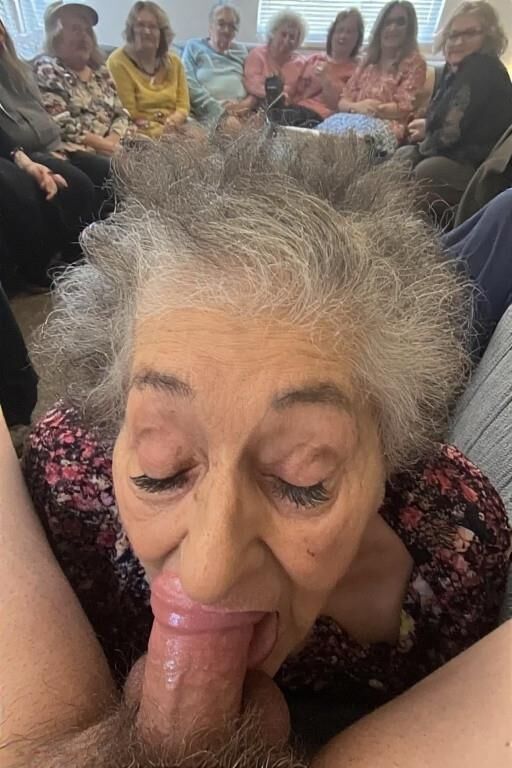 Grannies с друзьями