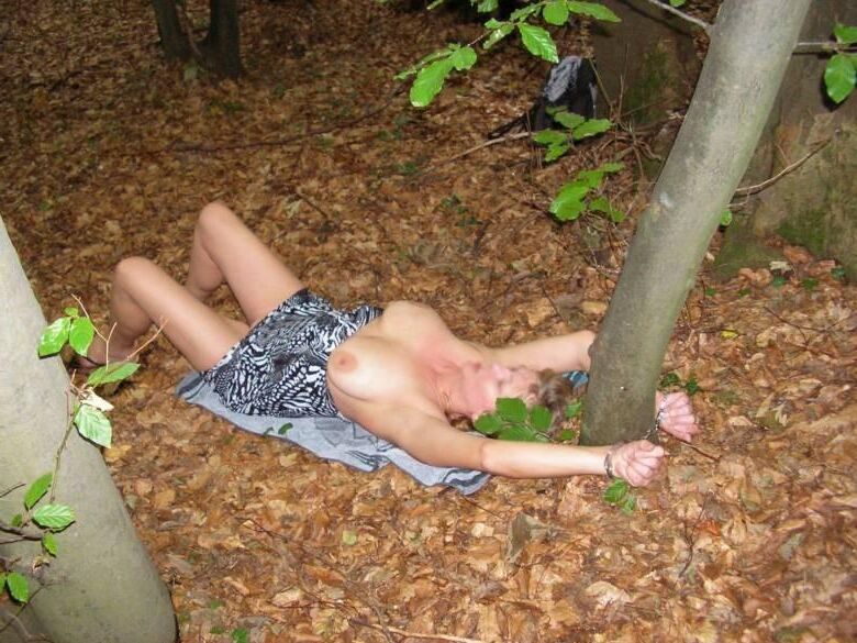 BDSM außerhalb und im Naturteil