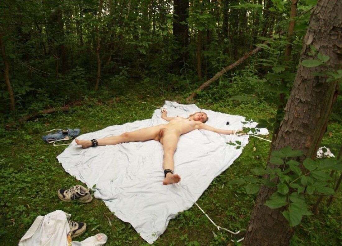 BDSM außerhalb und im Naturteil