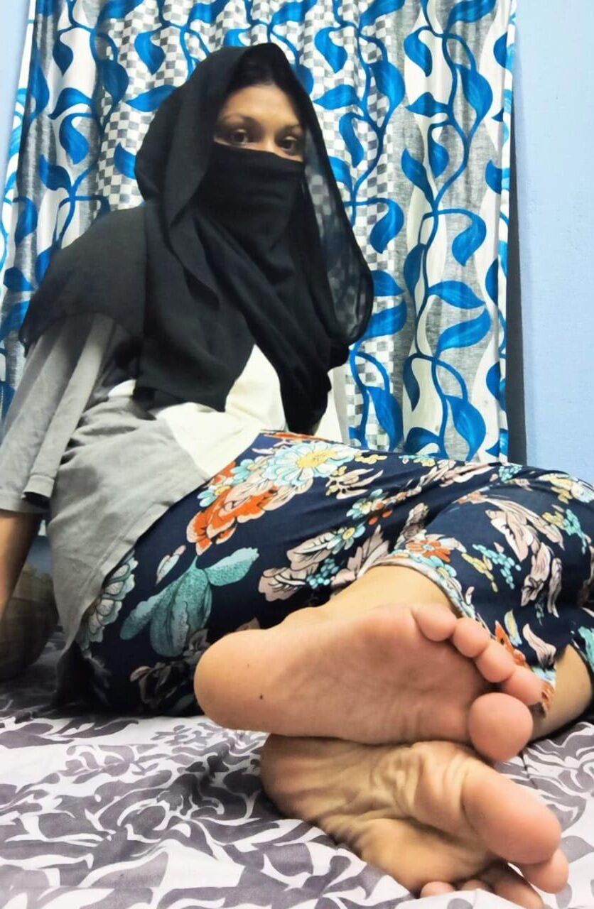 Mehrin Muslim Findom