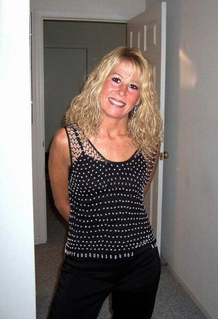 Milf Hotsity Stephanie (подруга бывшей жены выглядит как)