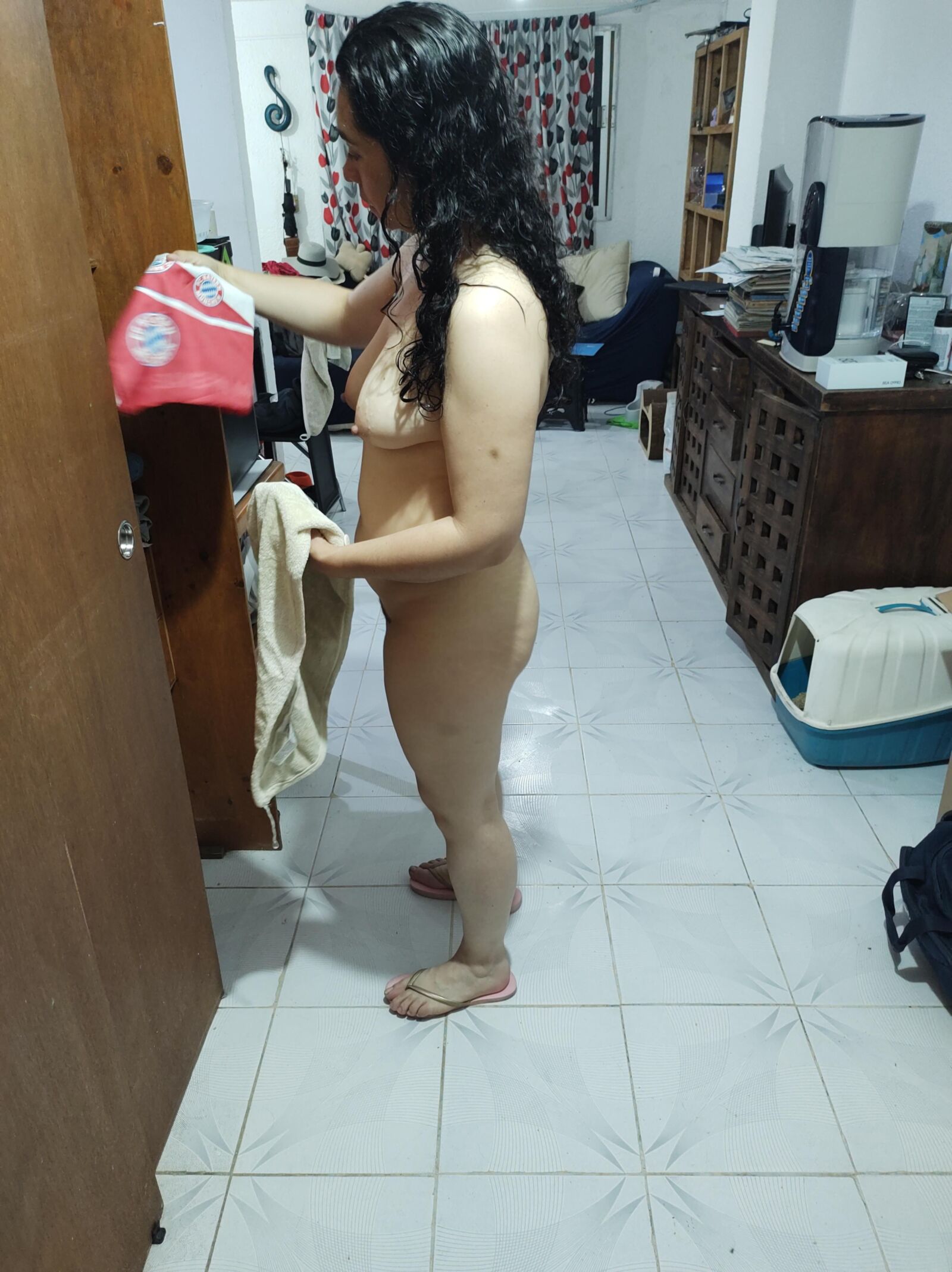 Teresa Desnuda y caliente de decharse