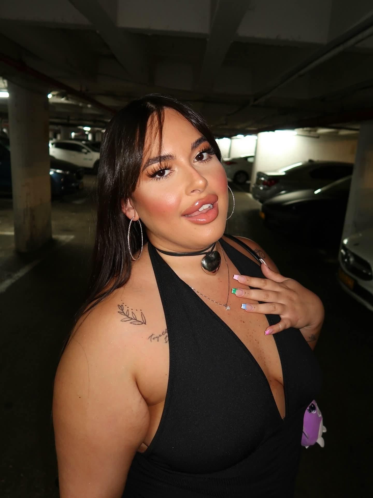 Israeli Plussize Model NITZAN