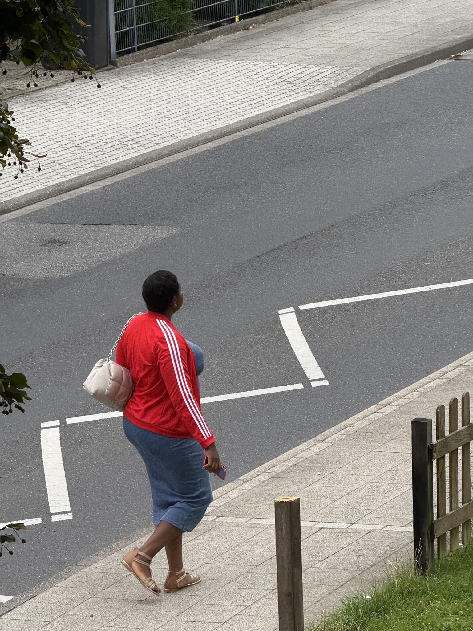 Candid Shots of a big ebony milf