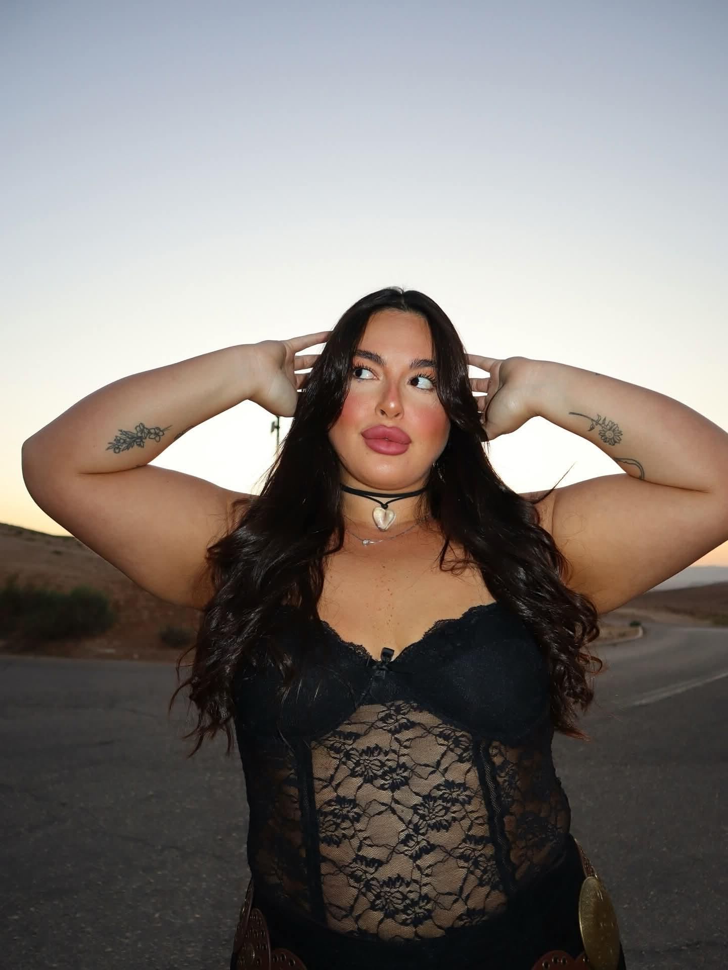 Israeli Plussize Model NITZAN