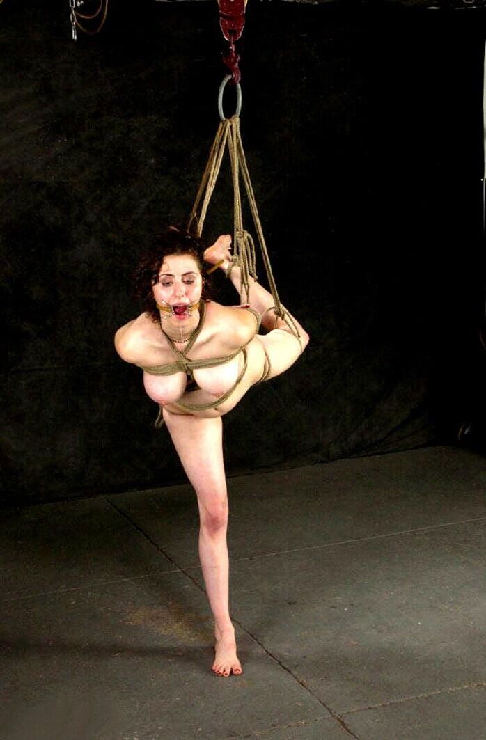 . Females play PRETTY FLAMINGO in bondage