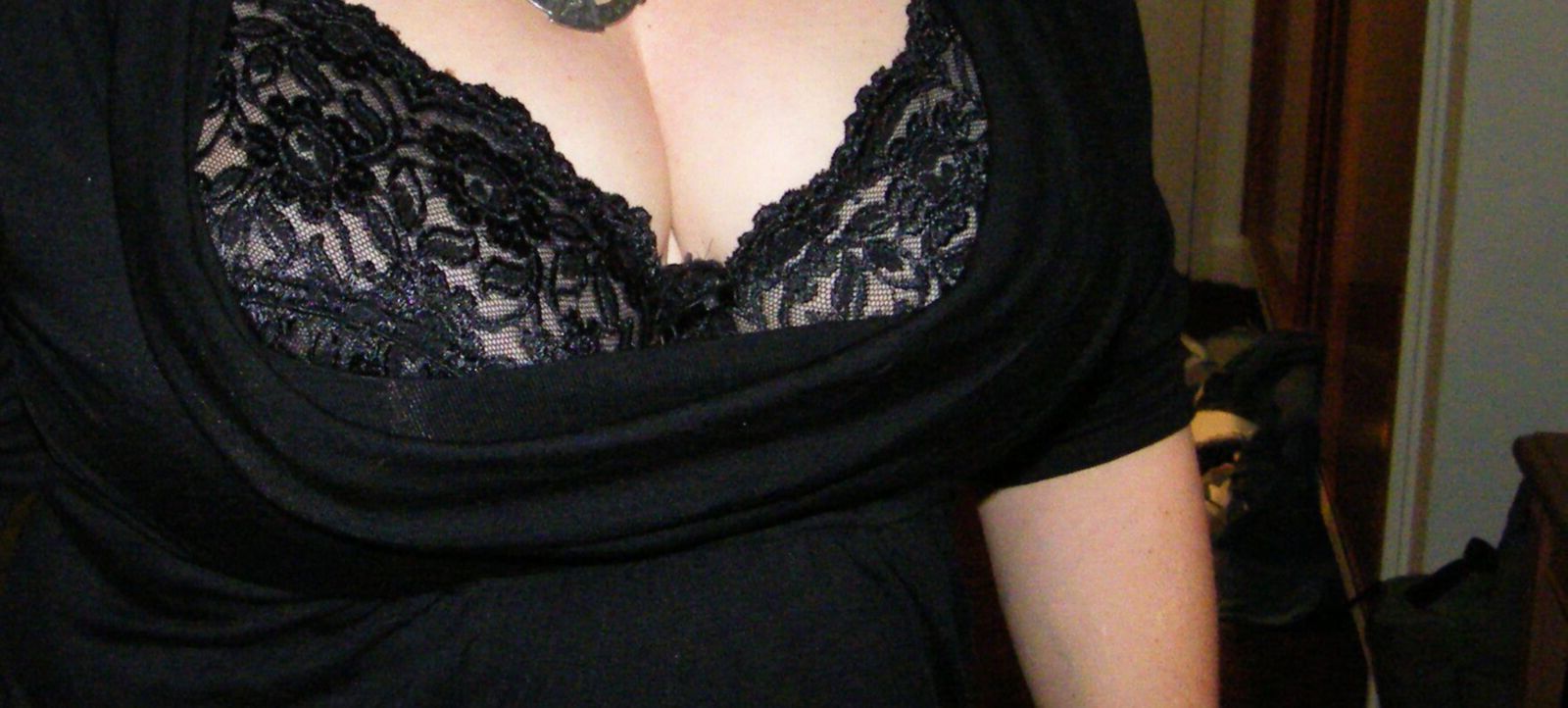 Homegrown Tits in Tops