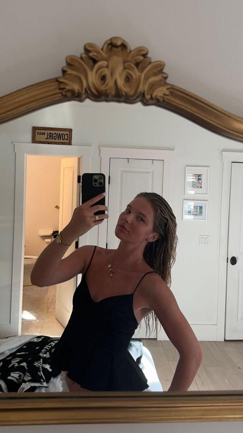 ellie thumann