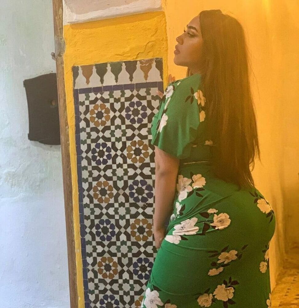Bonne grosse beurette a salir sans honte (French Chubby Teen)