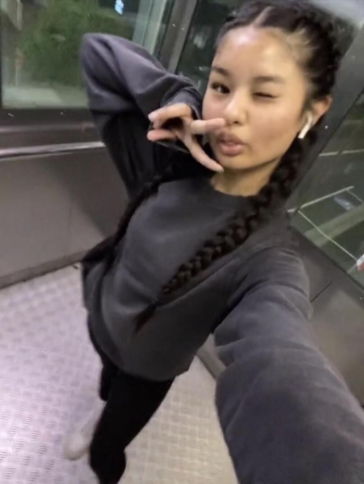 Jacqueline W