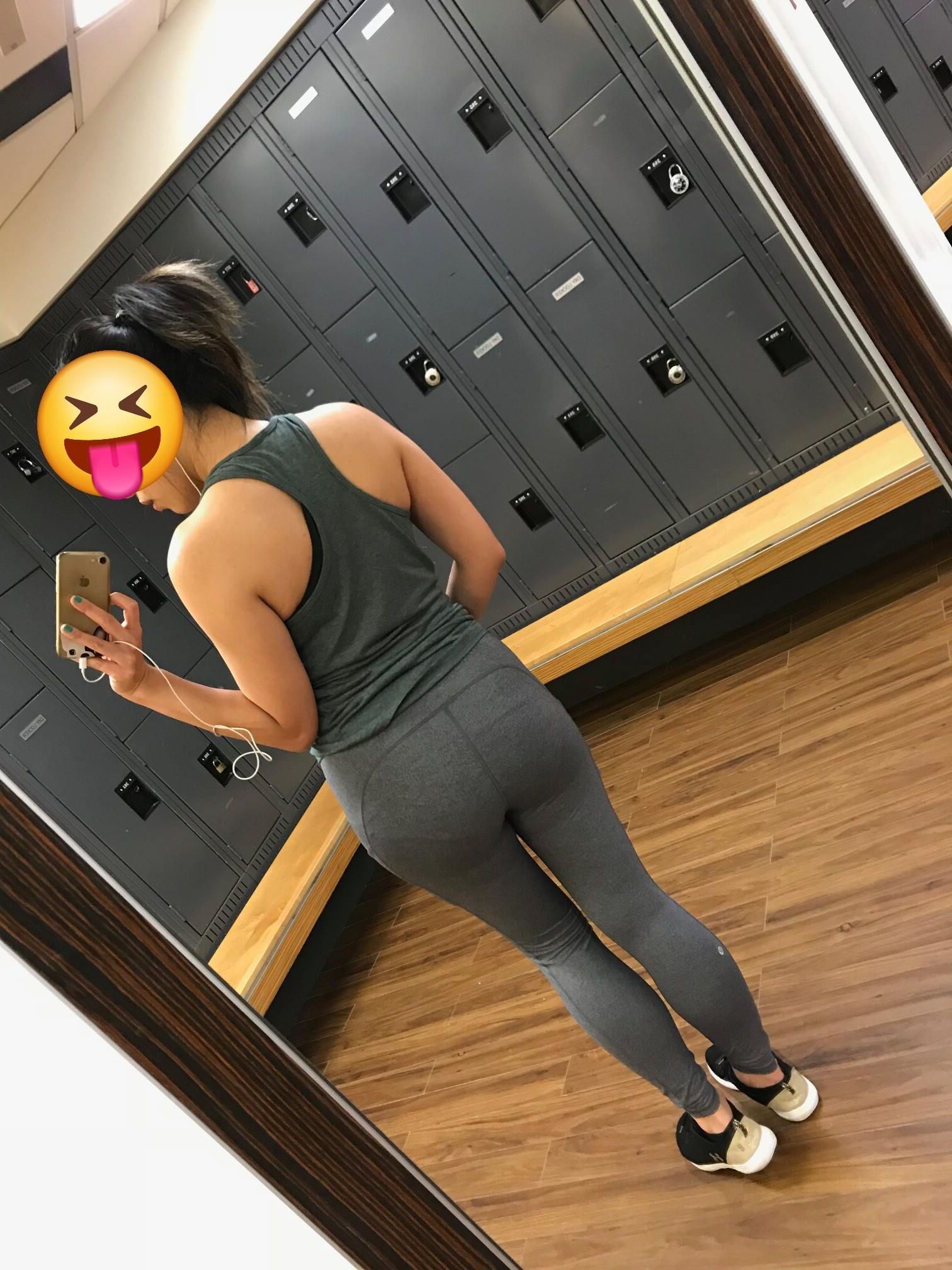 Cookie Chinese Slut Gym Selfies NN