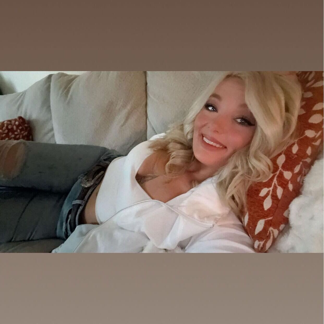 Hollie B