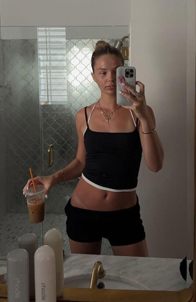 ellie thumann