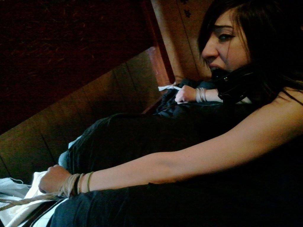 Amateur tied up 