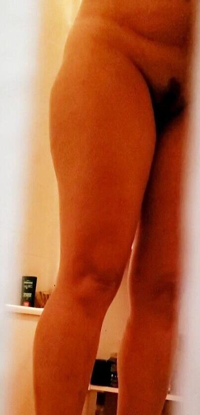 Wife in bathroom voyeur