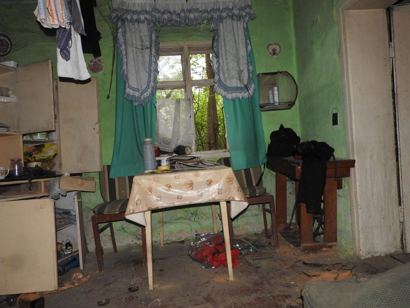 me from last Saturday in an abandoned house, Gaiki village