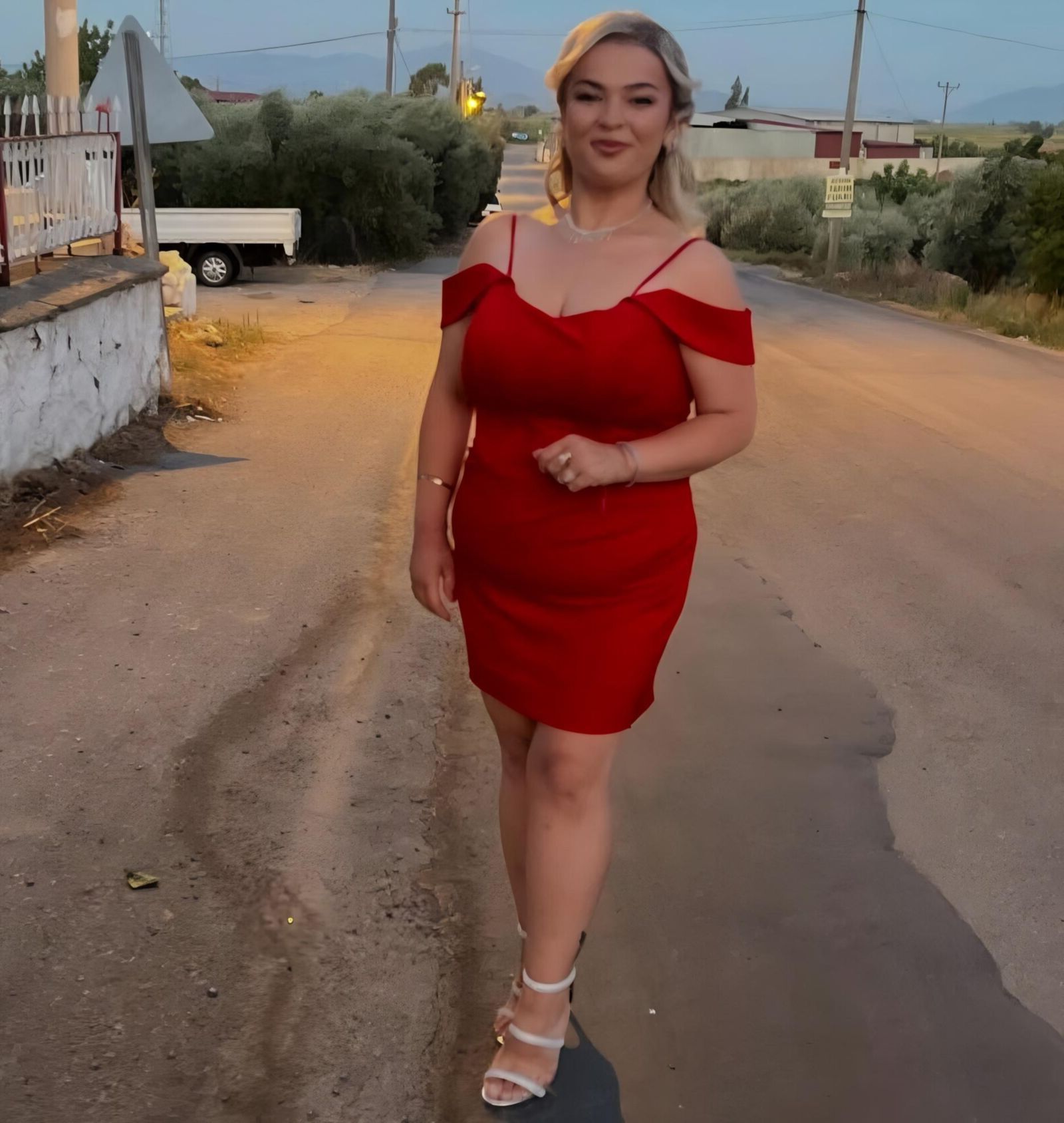 TURKISH MATURE LADY PICTURE 
