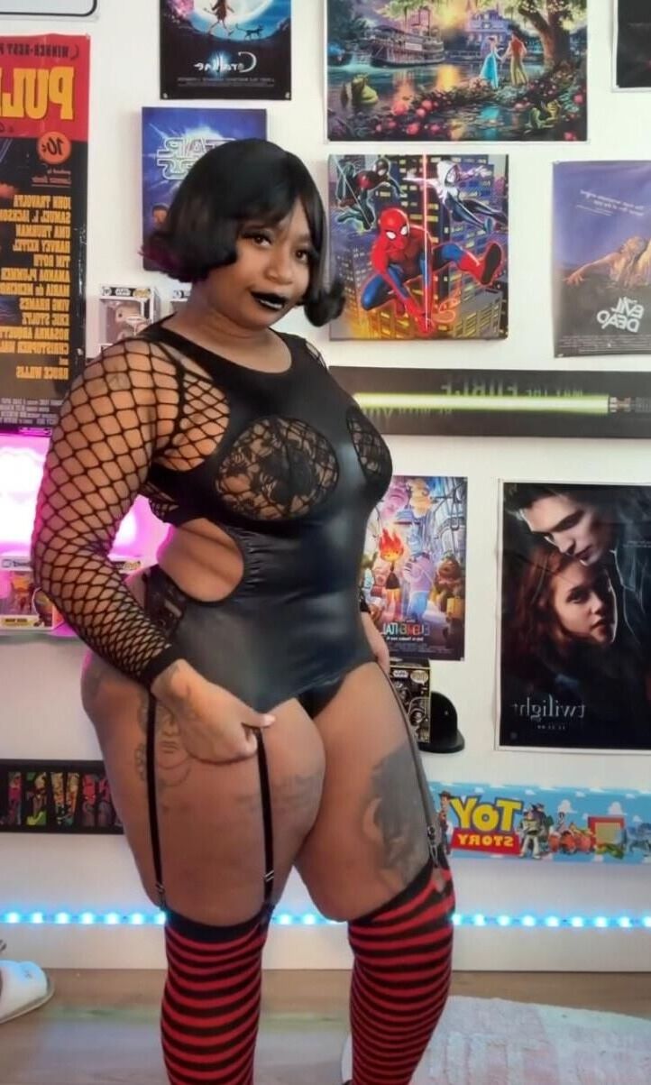 Ebony thotts