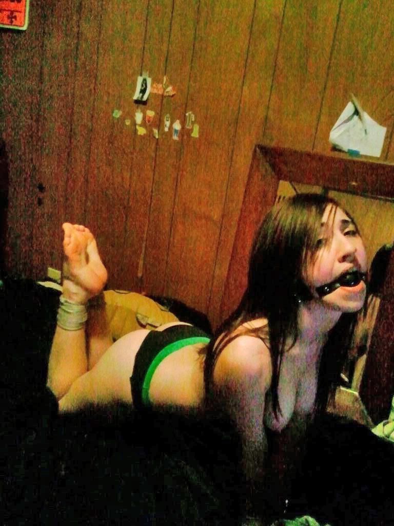 Amateur tied up 