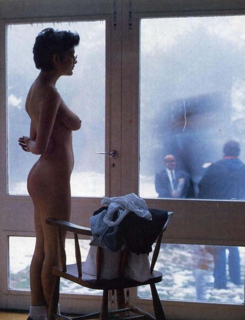 Retro Spanking Blushes picture set Seen through window