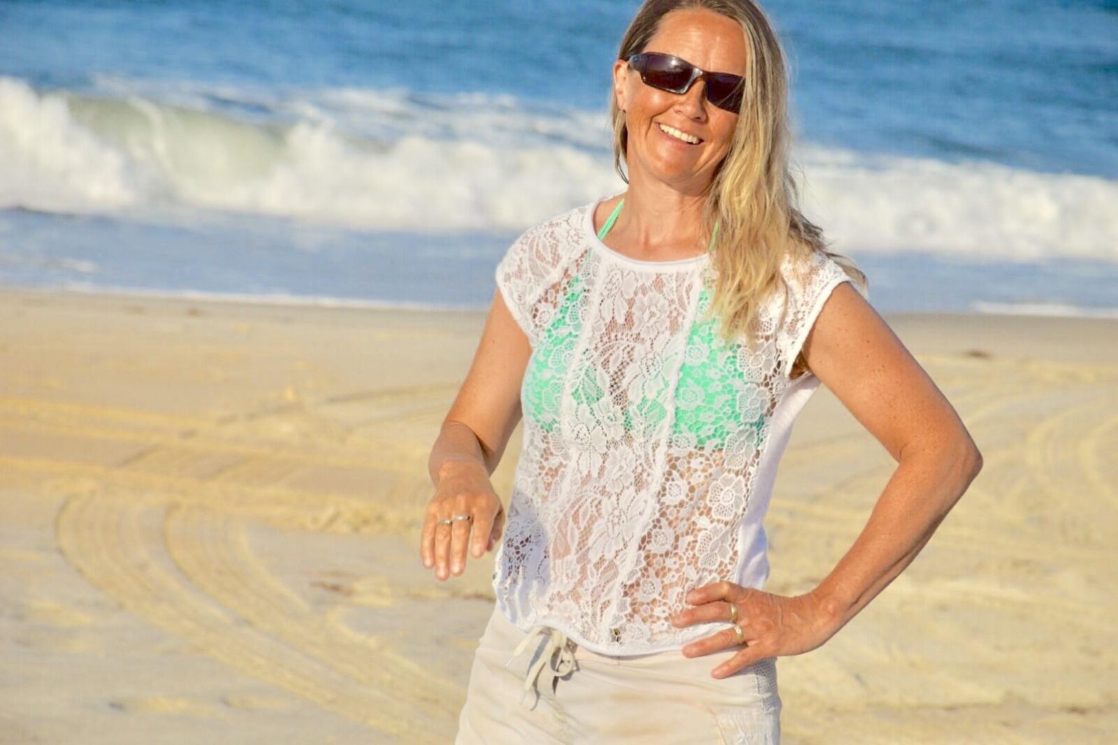 BEACH and SEX xo SARAH