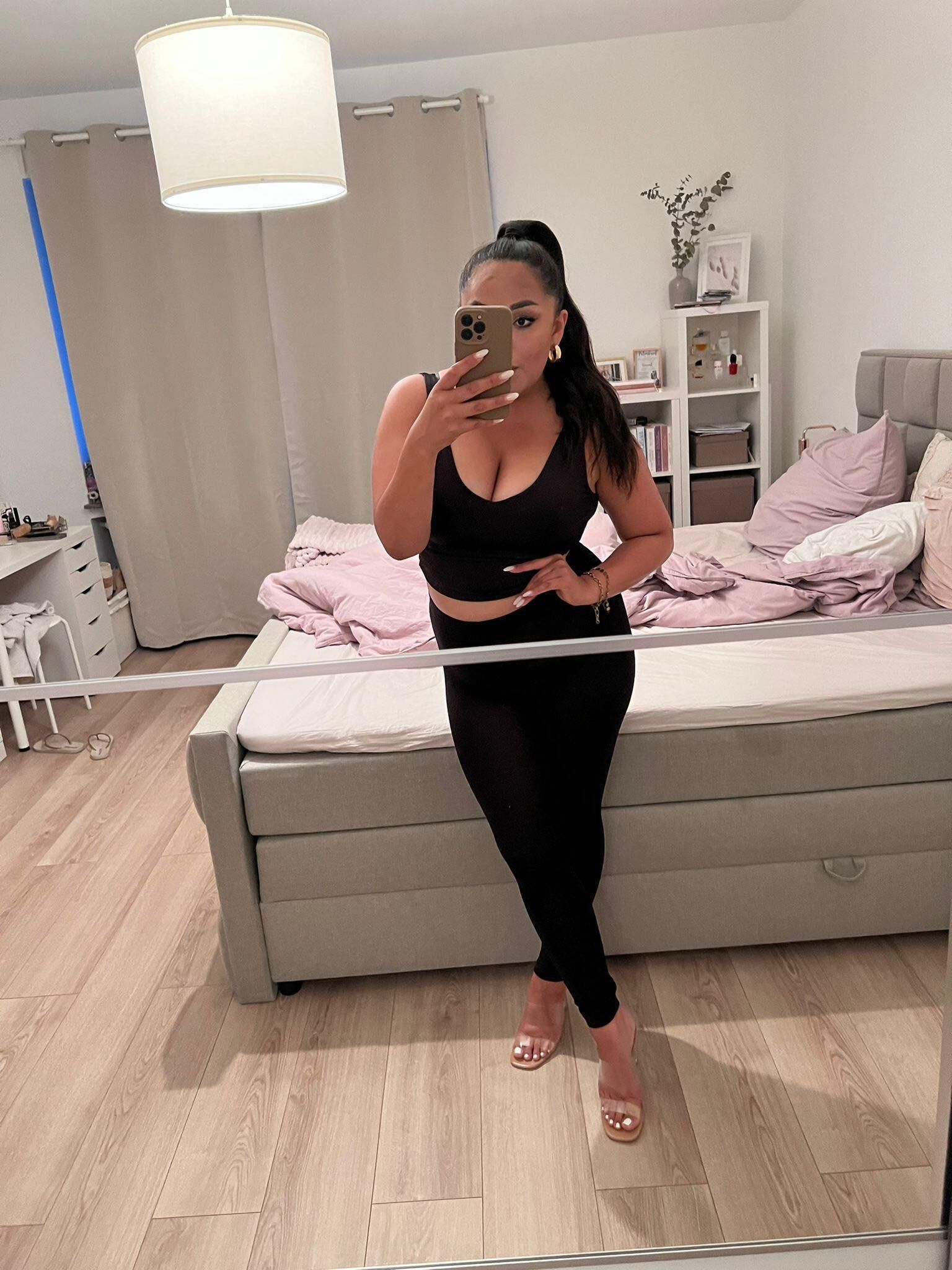 chubby latina wife in leggings and heels