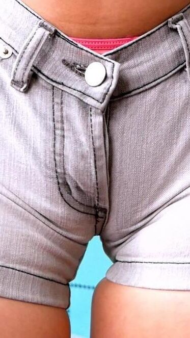SHORT JEANS 
