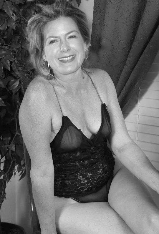 Lingerie Grannies 