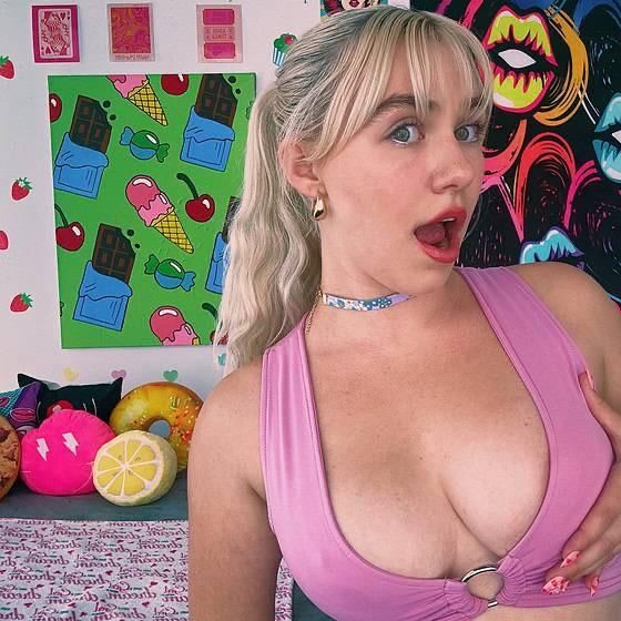 Maisey Big Ass Big Boobs Blonde Schönheit Mädchen gemischte heiße Aufnahmen