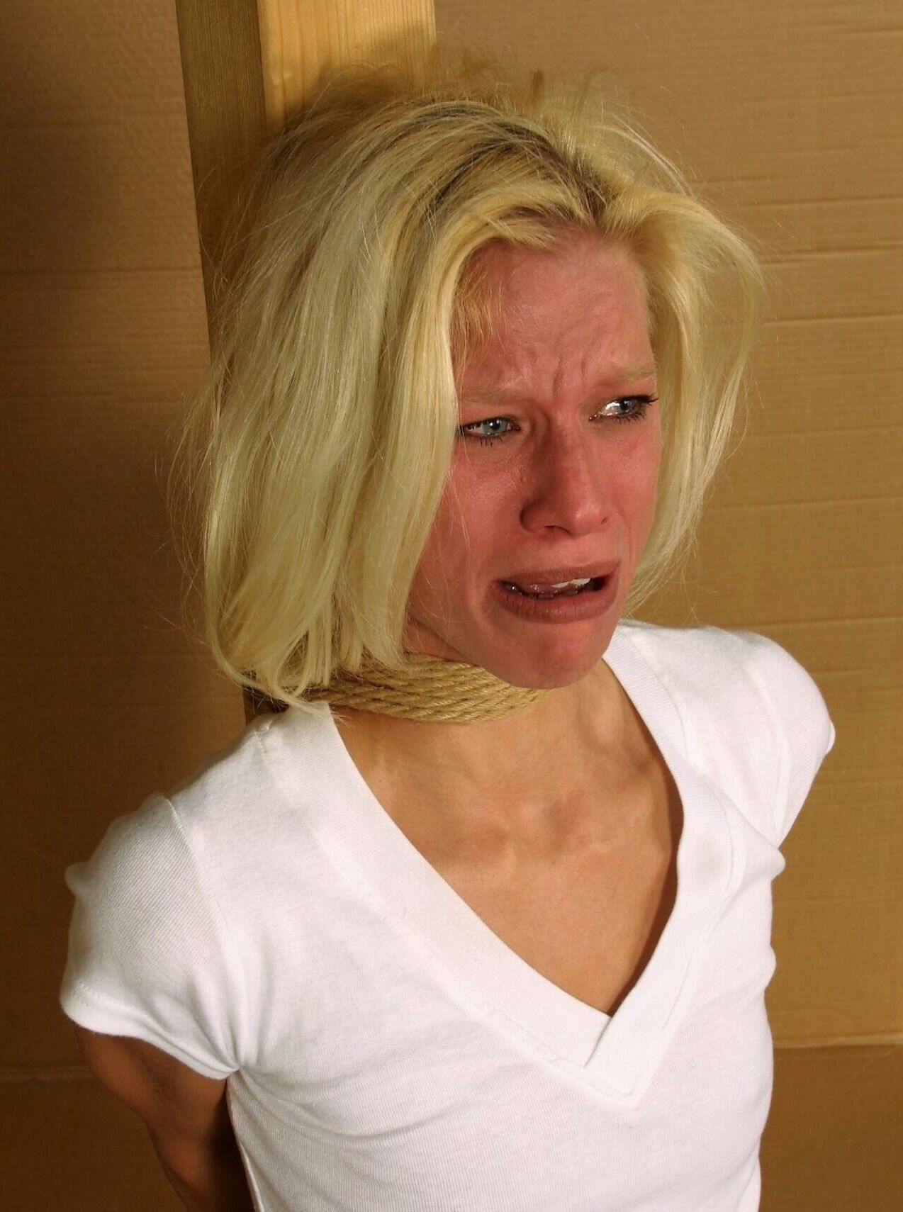 Caras