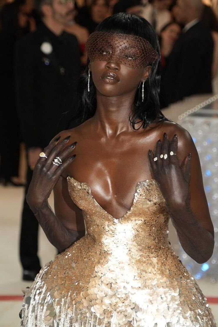 El negro es la perfección