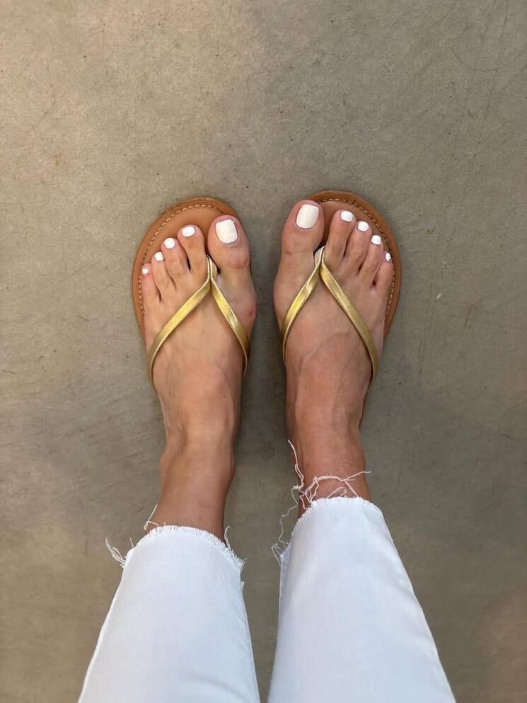  Legs Feet and Toes