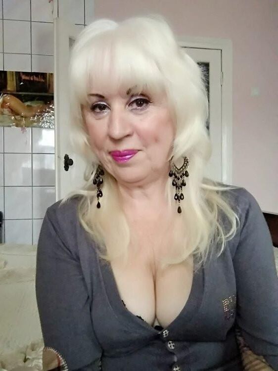 Не обнаженные зрелости и бабушки