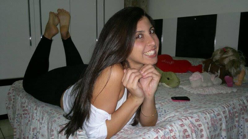 Gostosa peituda, deve dar muito a bunda