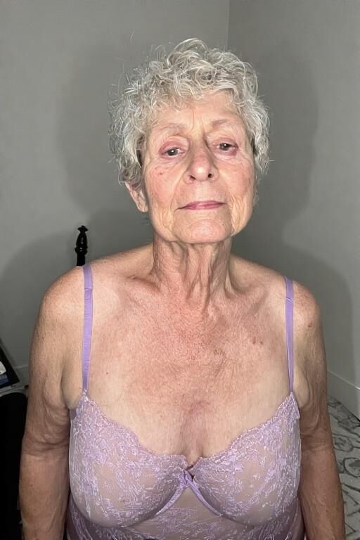 Elderly in Lingerie, vol. 