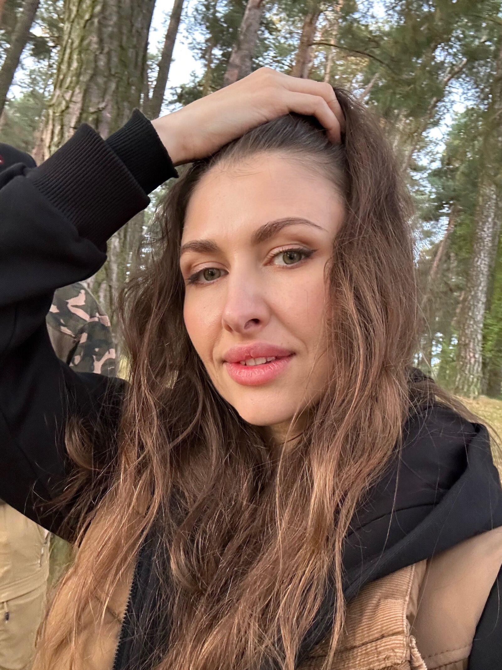 Okazia sexy Schönheit Brünette Camper Girl gemischte Fotos