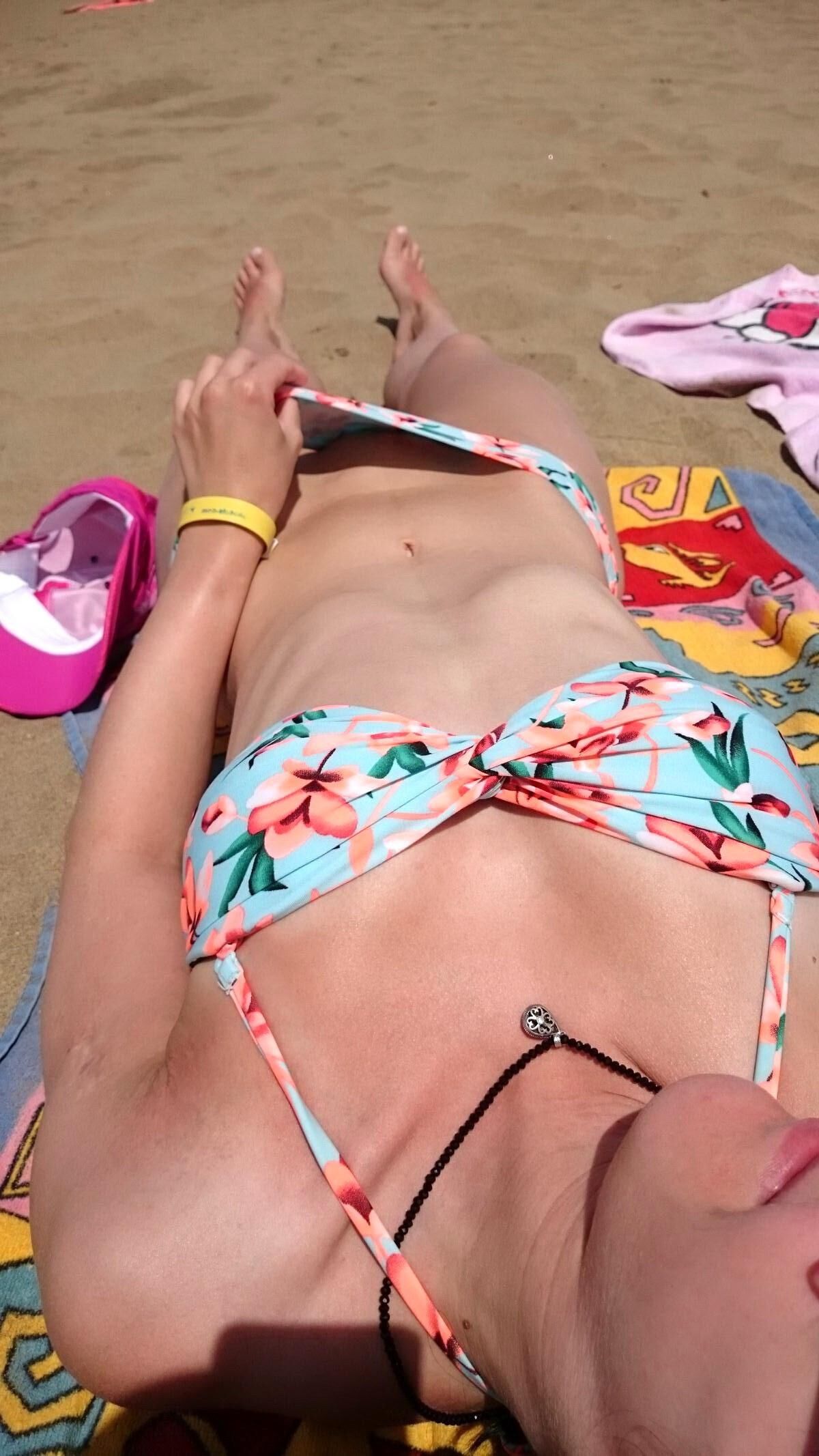 Amateur Hotties Posing 