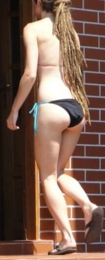 Skinny Teen Ola K. in black bikini