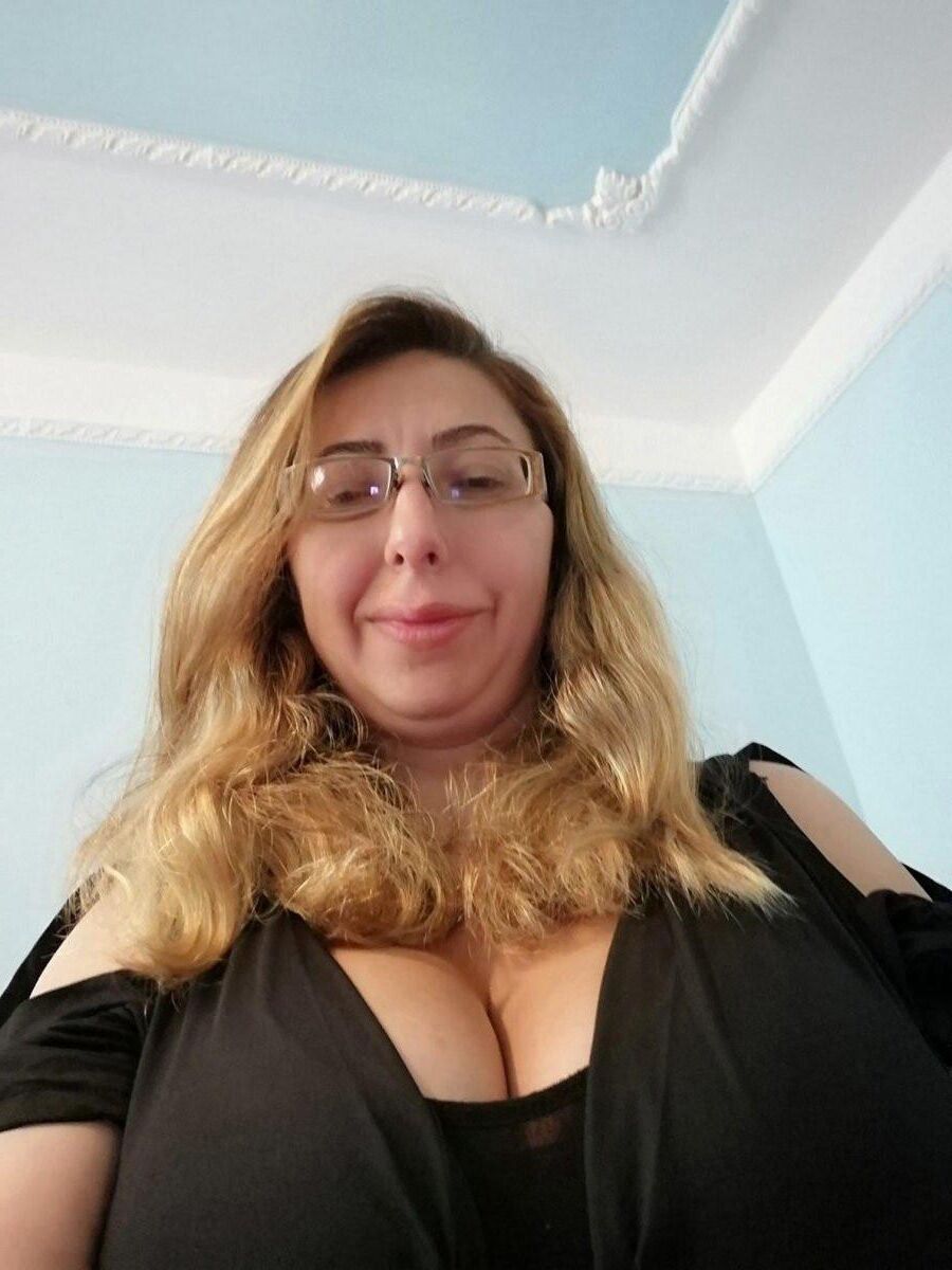 Busty romanian girl